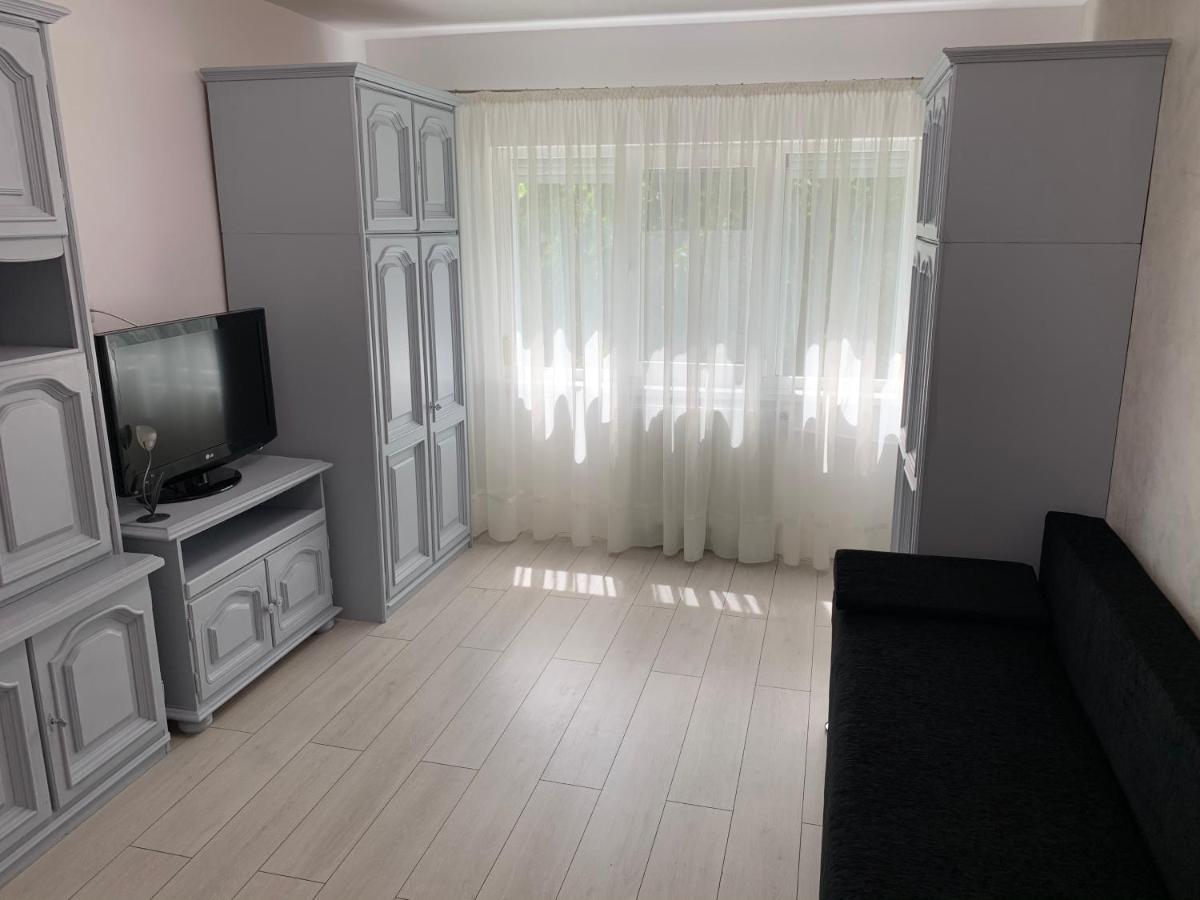 Apartament Regim Hotelier Oradea Eksteriør billede
